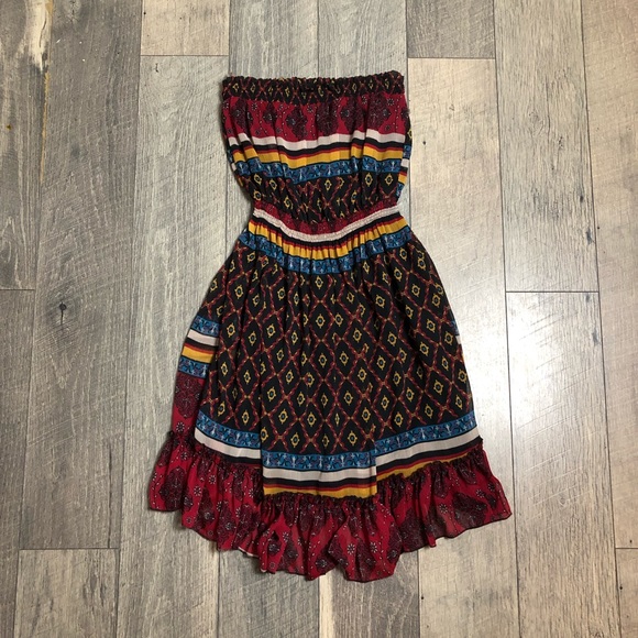 Forever 21 Dresses & Skirts - Printed tubed mini dress